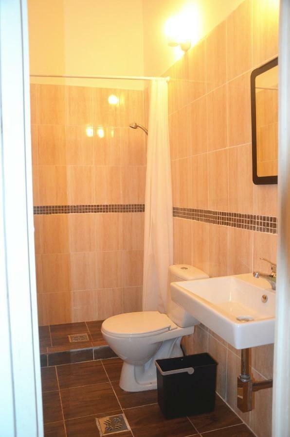 No. 11 Apartment With 2 Bathrooms Next To Railway Station بودابست المظهر الخارجي الصورة